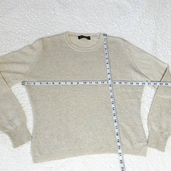 Of Course Women's Heather Beige Lightweight Crew Neck Sweater Size M - Picture 5 of 6